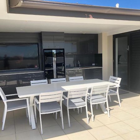 Grand Mercure Allegra Hervey Bay Dış mekan fotoğraf Outdoor kitchen