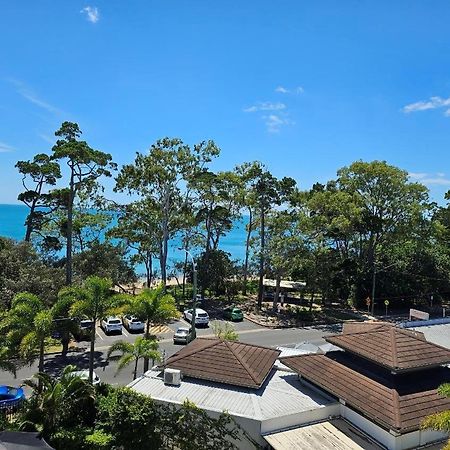 Grand Mercure Allegra Hervey Bay Dış mekan fotoğraf View of the beach from the hotel