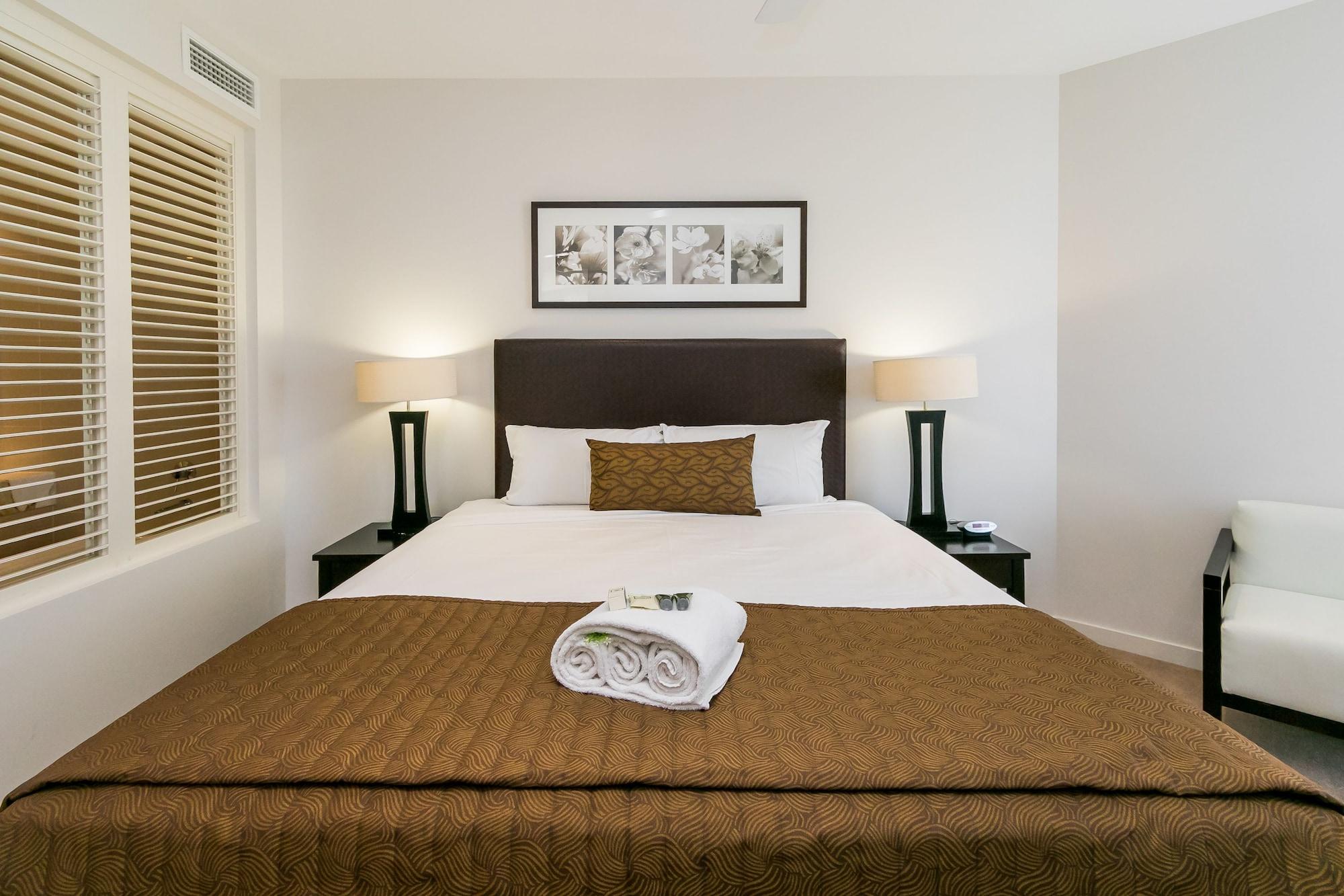 Grand Mercure Allegra Hervey Bay Dış mekan fotoğraf A bedroom at the hotel