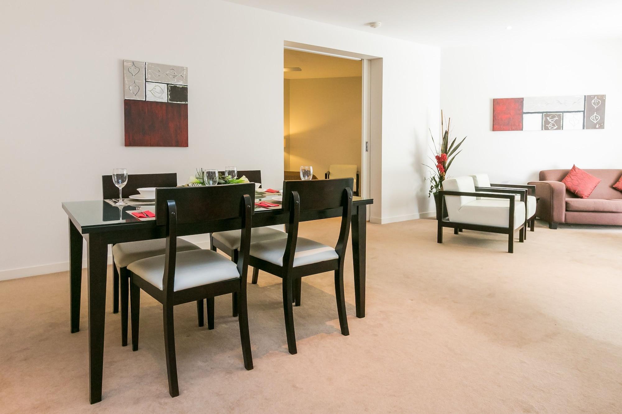 Grand Mercure Allegra Hervey Bay Dış mekan fotoğraf A typical apartment at the complex