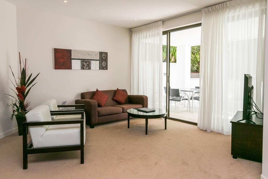 Grand Mercure Allegra Hervey Bay Dış mekan fotoğraf A living room