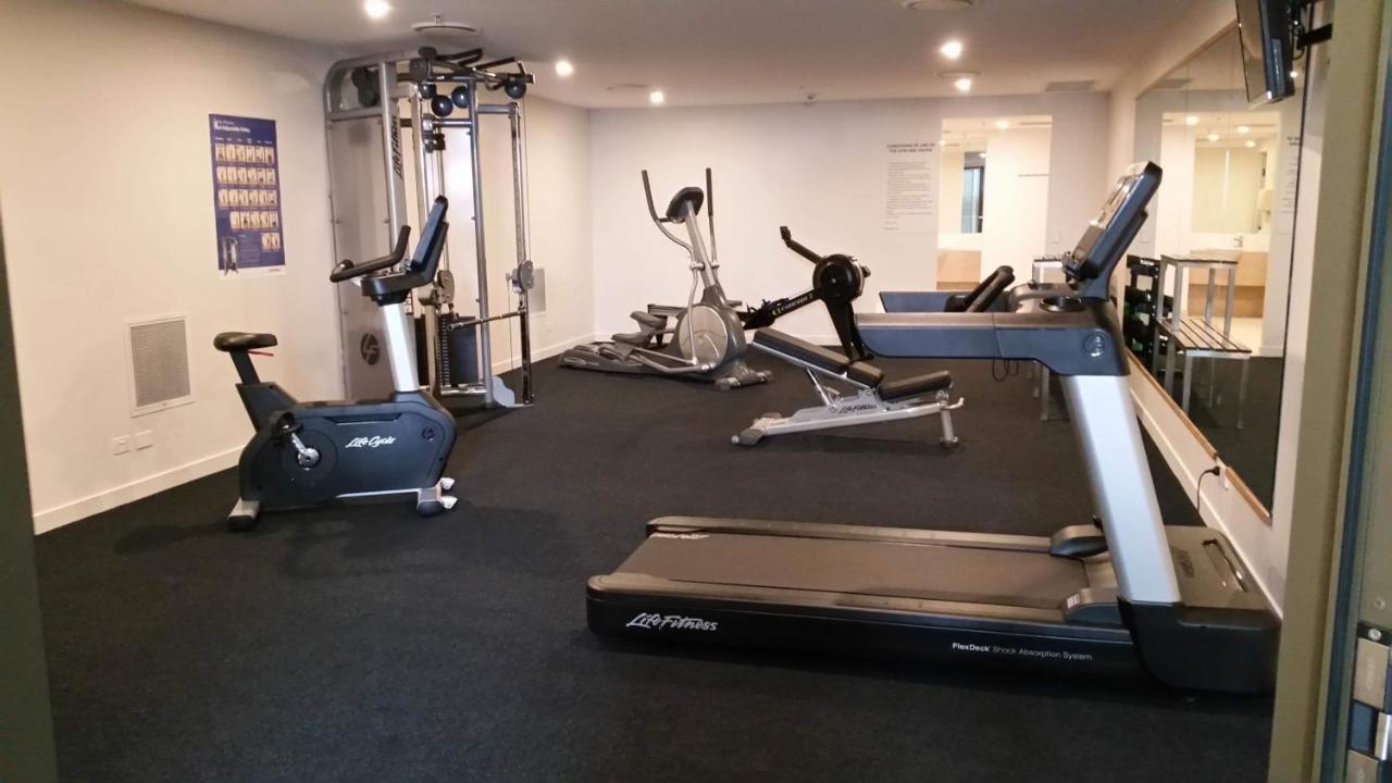 Grand Mercure Allegra Hervey Bay Dış mekan fotoğraf A typical gym
