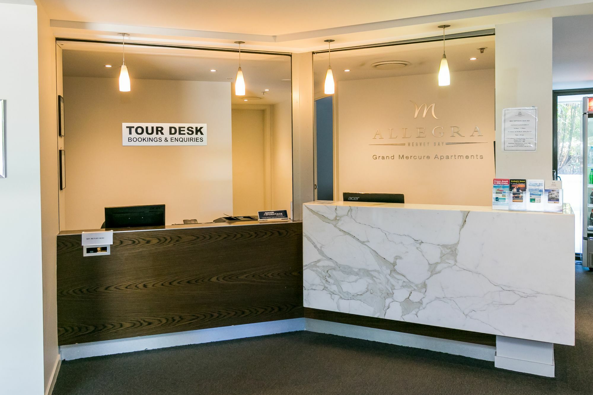 Grand Mercure Allegra Hervey Bay Dış mekan fotoğraf Tour Desk at the National Museum of the United States Army